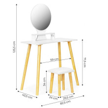 Kosmētisks tualetes galdiņš ar taburetes un spoguļa plauktu.