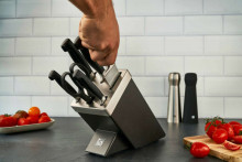 ZWILLING FOUR STAR 35148-507-0 Virtuves nažu un galda piederumu komplekts, 7 gab. Pelēks