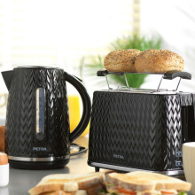 Petra PT3864BLKVDEEU10 Chevron Jug Kettle black