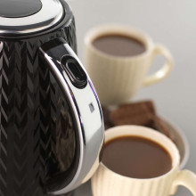 Petra PT3864BLKVDEEU10 Chevron Jug Kettle black