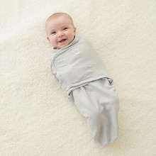 Vasaros kūdikių menas. 40461 „SwaddleMe“ White Star Small medvilnės vyniojimo vystyklai nuo 6,4 kg iki 8,2 kg.