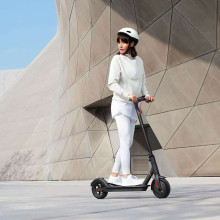 Elektriskais skrejritenis Xiaomi Mi Scooter 1S