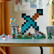 21244 LEGO® Minecraft™ Zobenu priekšpostenis