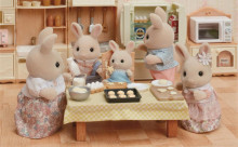 SYLVANIAN FAMILIES Pieniškų triušiukų šeimynėlė