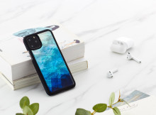 iKins SmartPhone case iPhone 11 Pro blue lake black