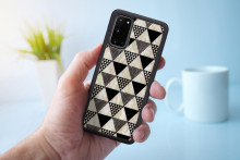 iKins case for Samsung Galaxy S20 pyramid black