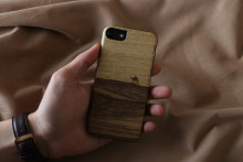 MAN&WOOD case for iPhone 7/8 terra black