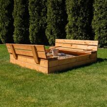 Bebe Basic Wood Sandbox Art.199231 Natural  sandbox with a lid and a bench, 120x120 cm