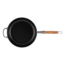 Le Creuset Cast iron sauté pan with wooden handle Ø28cm light grey