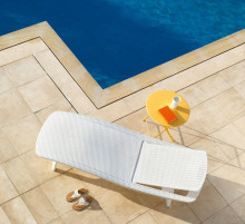 Sun lounger Pacific white