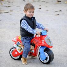 INJUSA „Paw Patrol“ balansinis dviratis su varikliu