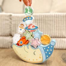 TOOKY TOY Medinis dėlionės žaislas „Cosmic Miegantis Mėnulis“ su balansuojančia Montessori erdve