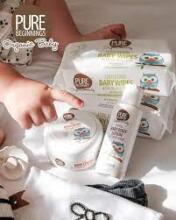Pure Beginnings Kids Baby Wash Art.251282 Raminantis ir drėkinantis kūno ir plaukų prausiklis be muilo su apelsinų aliejumi ir raudonosios rožės ekstraktu, 250 ml