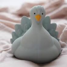 Natruba Bath Toy Peacock Art.251332 Povas pagamintas iš 100 % natūralios gumos