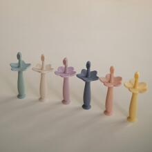 Mushie Flower Toothbrush  Art.2540031 Cambridge Blue first silicone toothbrush