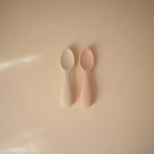 Mushie Silicone Starter Spoon Art.101353 Beige Soft silicone spoon (2 pcs.)