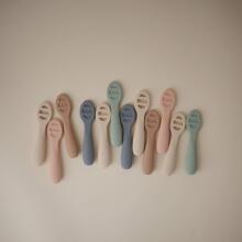 Mushie Silicone First Spoon Art.101628 Soft silicone spoon (2 pcs.)