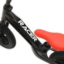 Aga Design Qplay Racer Art.281261 Red  Juodas vaikiškas bėgimo takelis su metaliniu rėmu ir pripučiamais ratais
