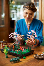 LEGO Icons Tranquil Garden