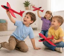 Bebe Basic Small Planer Art.294566 Blue Set: Glider airplane made of lightweight and durable foam + 36cm launcher