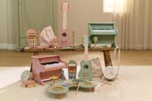 Little Dutch medinė gitara Safari Friends Green FSC Art.7470
