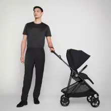 Cybex Melio Carbon vežimėlis Moon Black